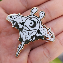 Load image into Gallery viewer, Starry Sea Pin