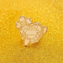 Load image into Gallery viewer, Spring Love Pin